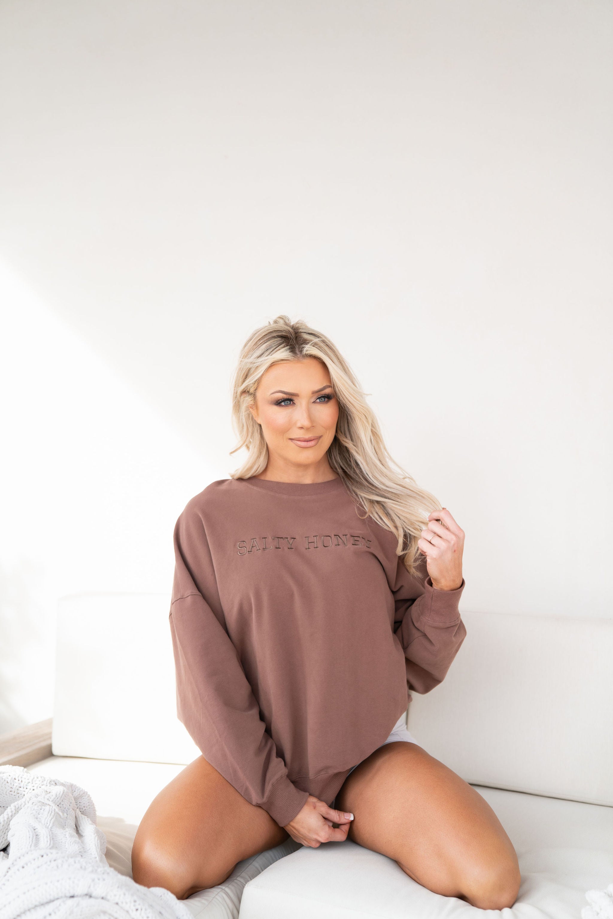 SLACK CREWNECK: MOCHA