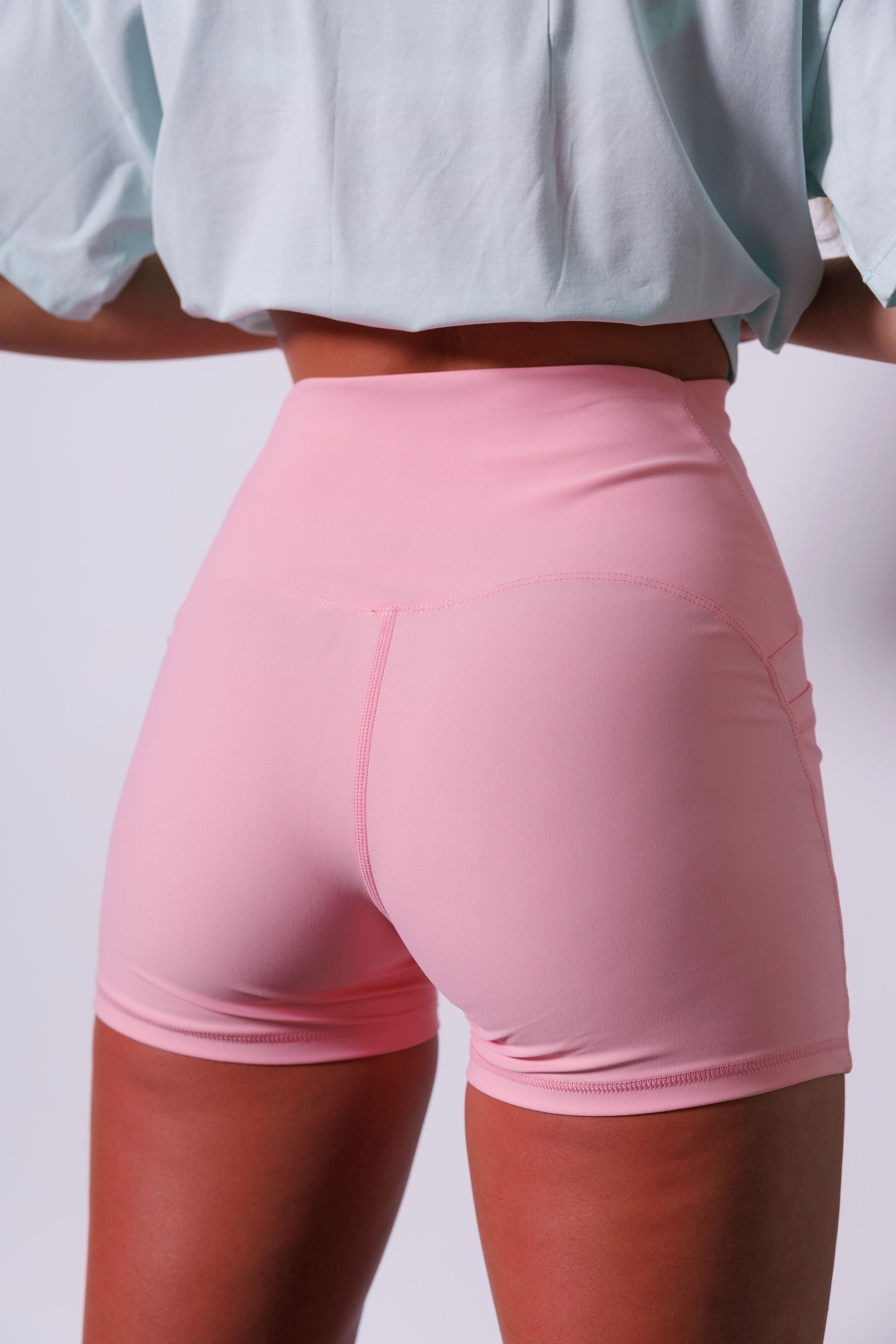 BALANCE SHORT: CANDYPINK
