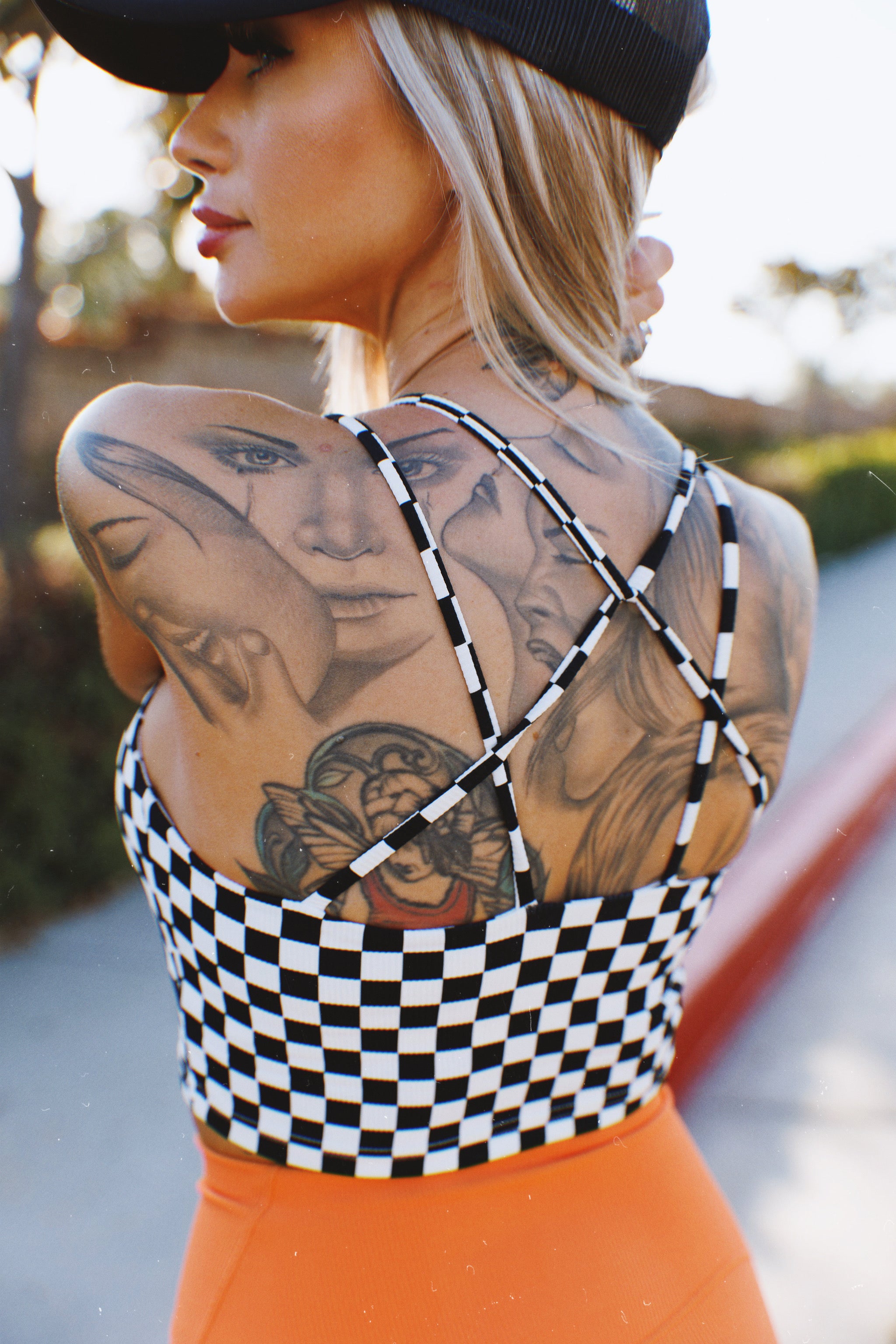 CAPTURE TANK: CHECKERED