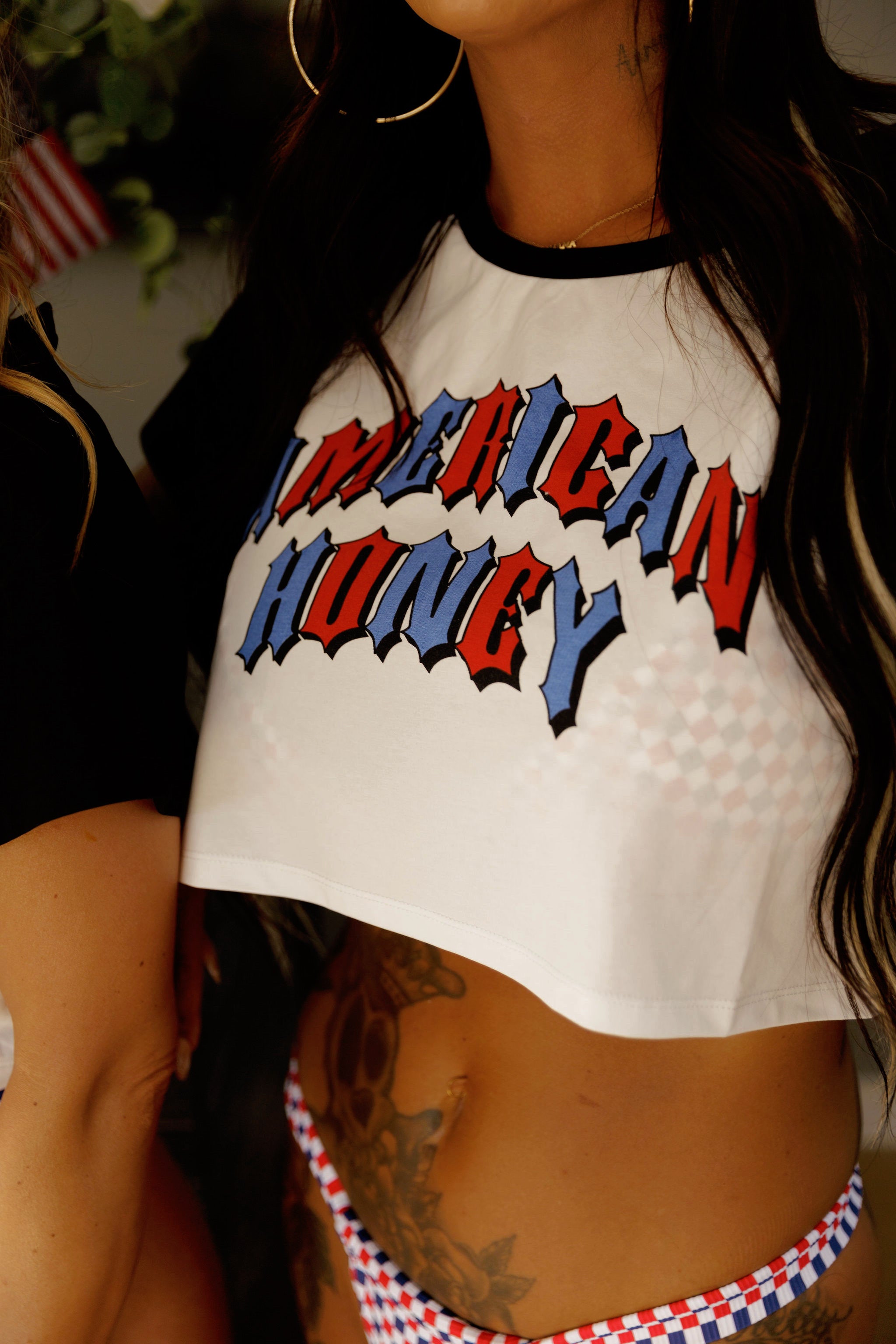 ❗️2XL ONLY ❗️PITCHED TEE: AMERICAN HONEY