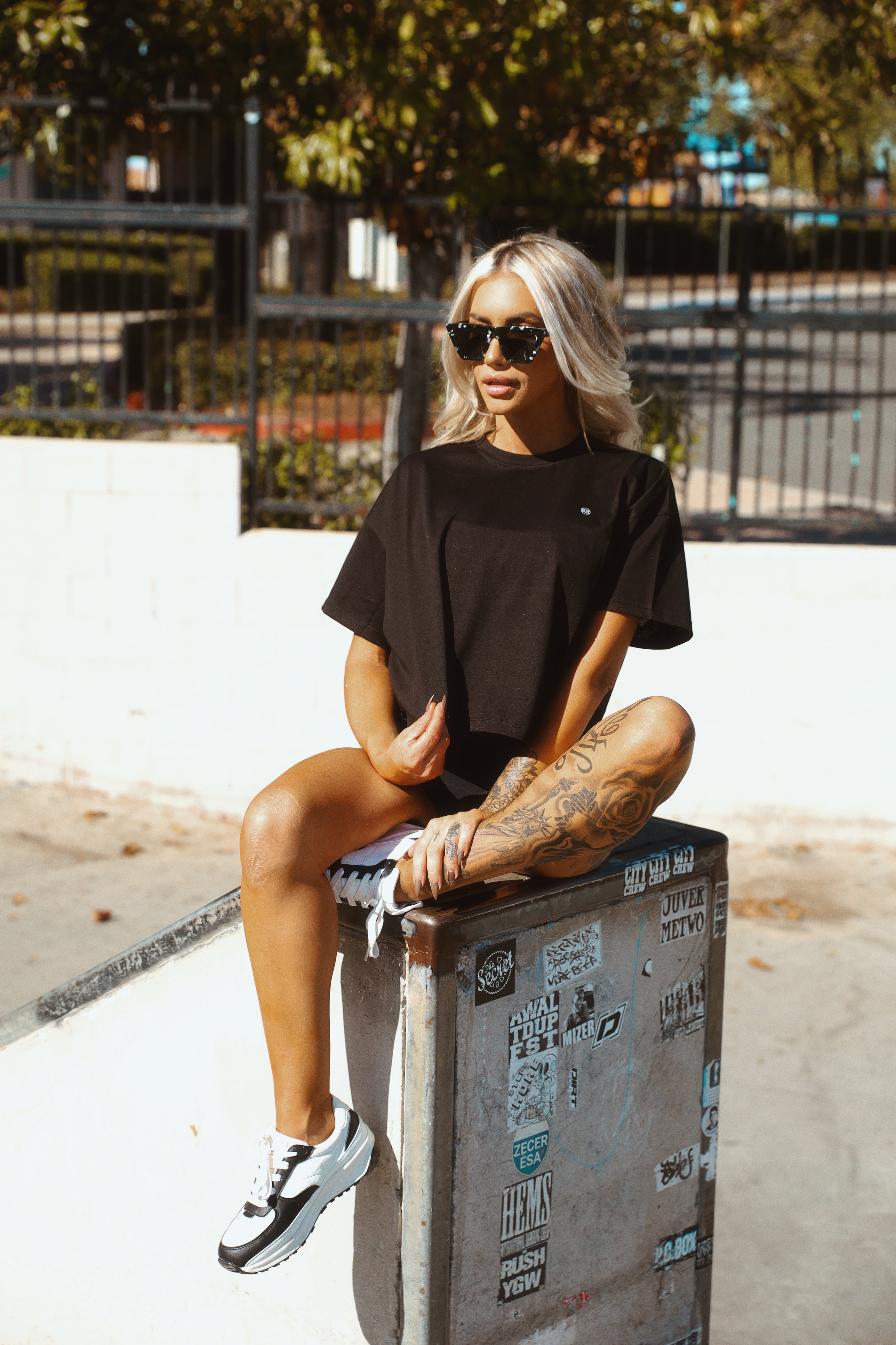 BALANCE TEE + SHORT SET in BLACK *XS ONLY