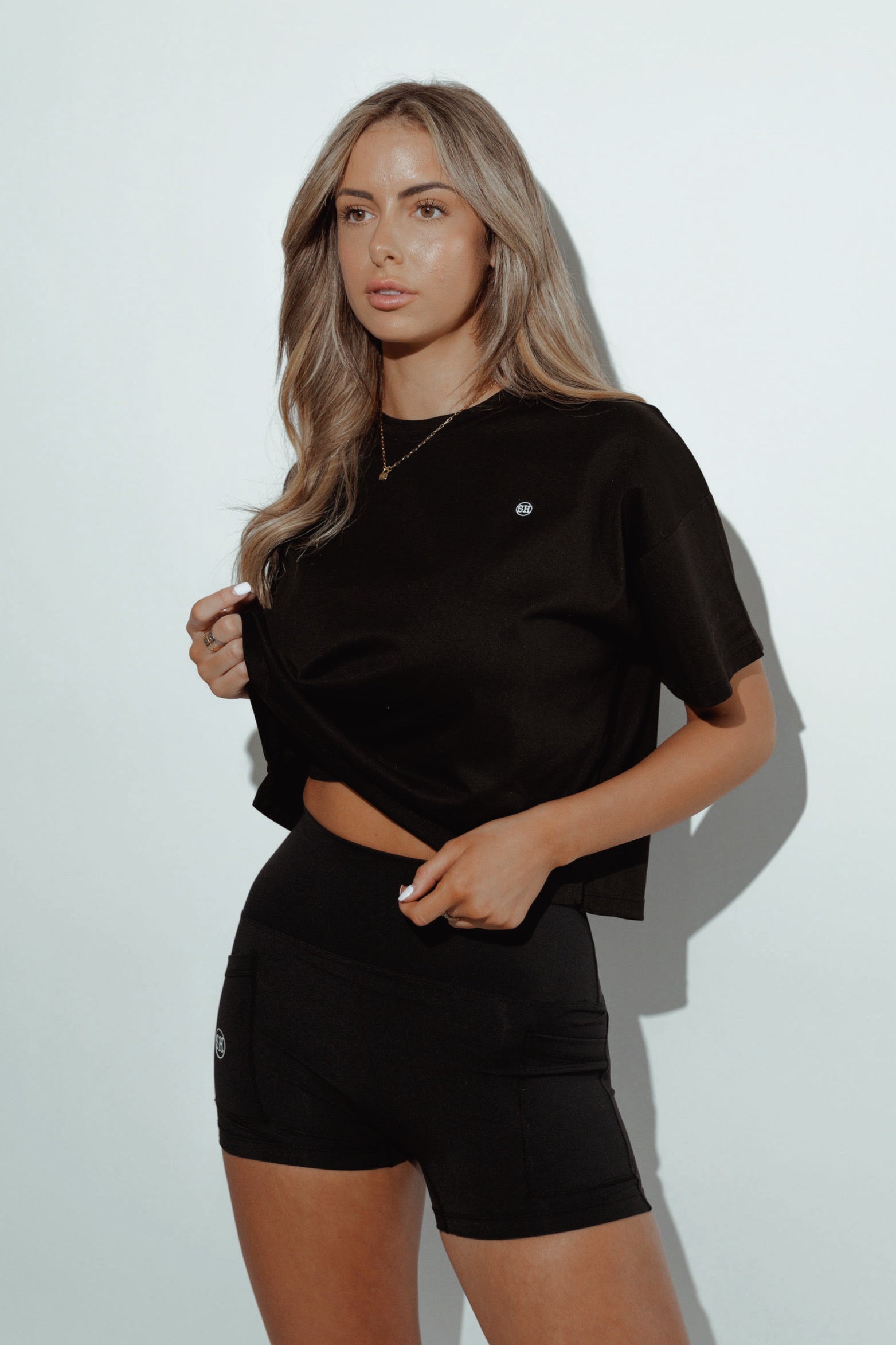 BALANCE TEE + SHORT SET in BLACK *XS ONLY