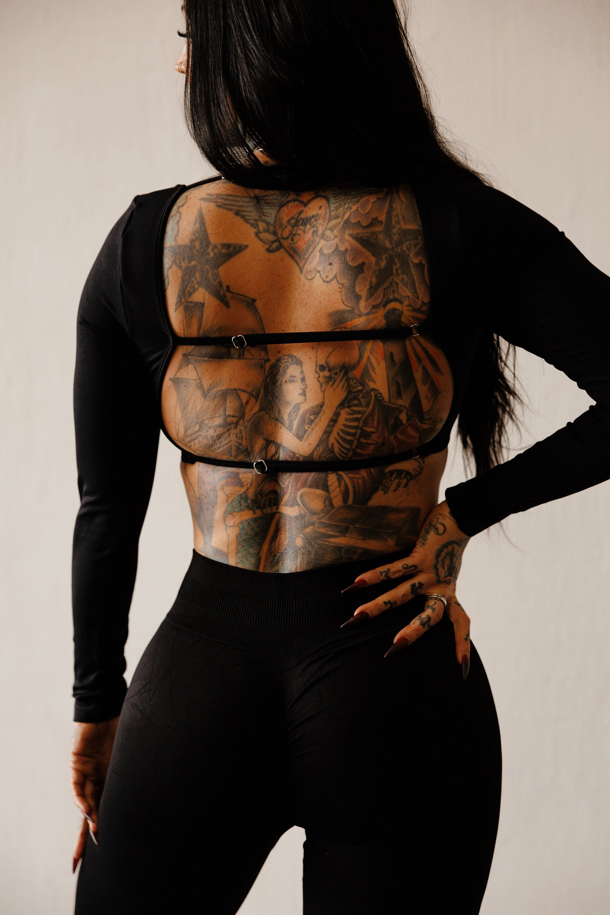 LEGACY SUPPORT LONG SLEEVE: BLACK