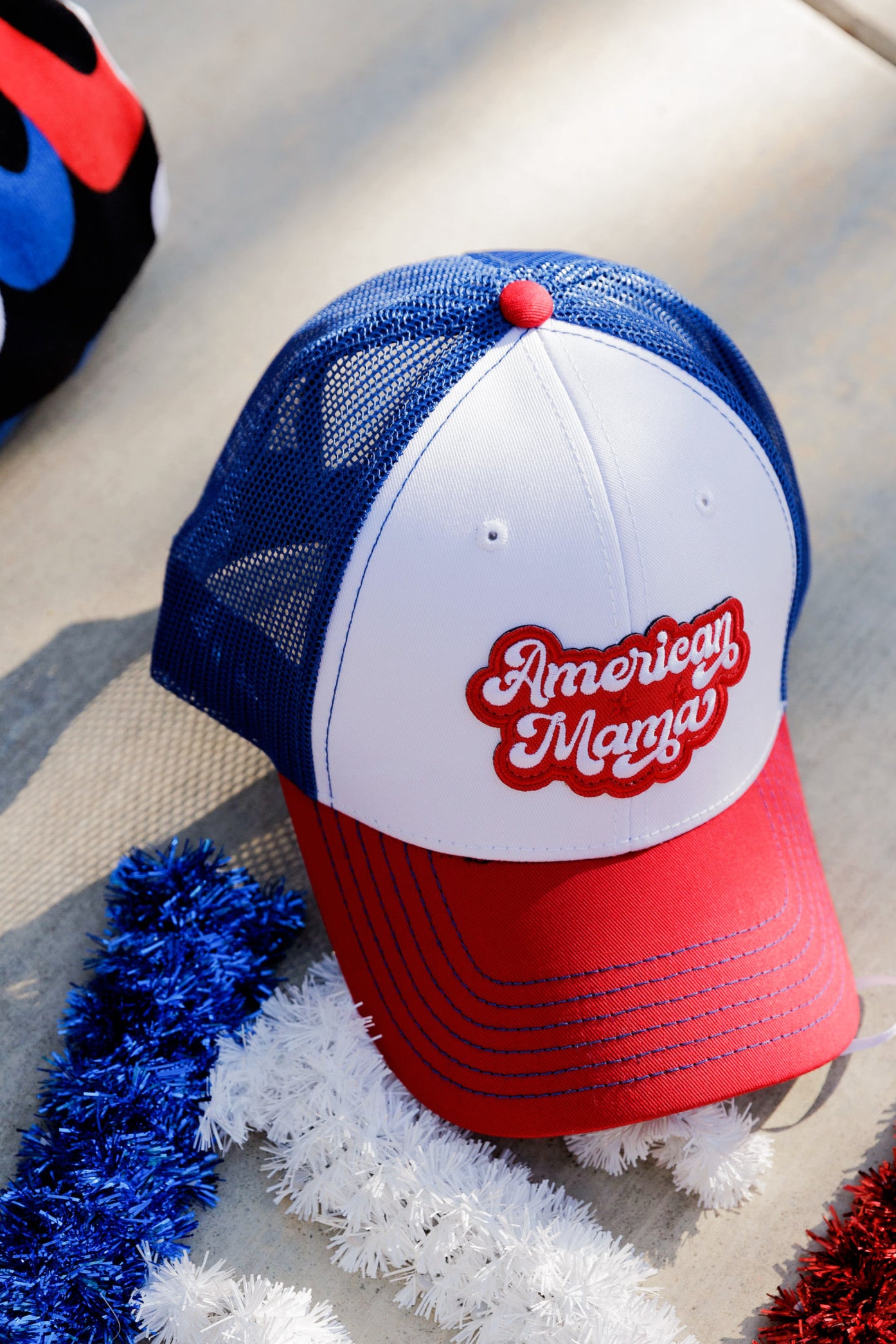 TRUCKER HAT: AMERICAN MAMA