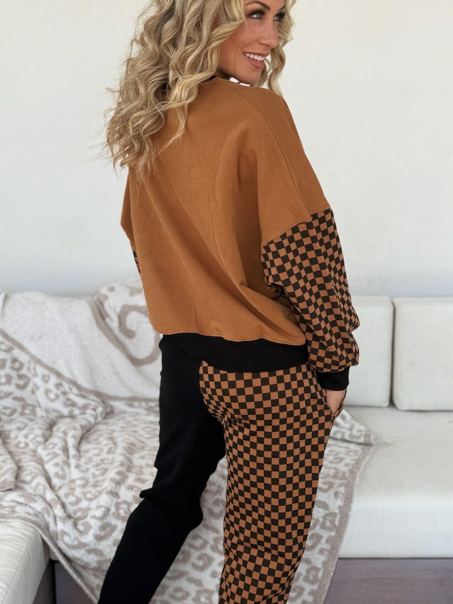 COMFORT SWEAT PANT: BRWN|BLCK CHECK