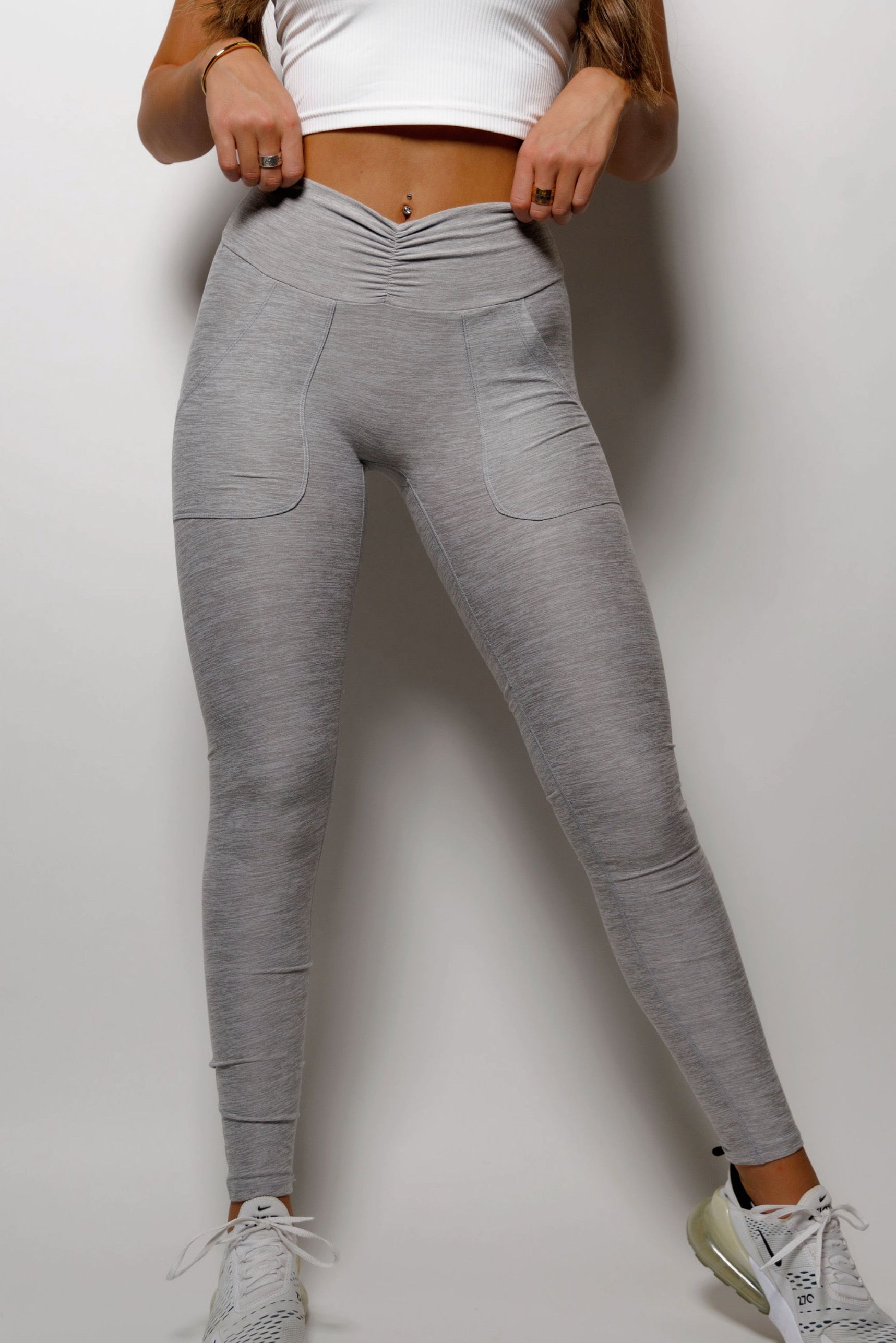 GATHER LEGGING: LIGHT GRAY