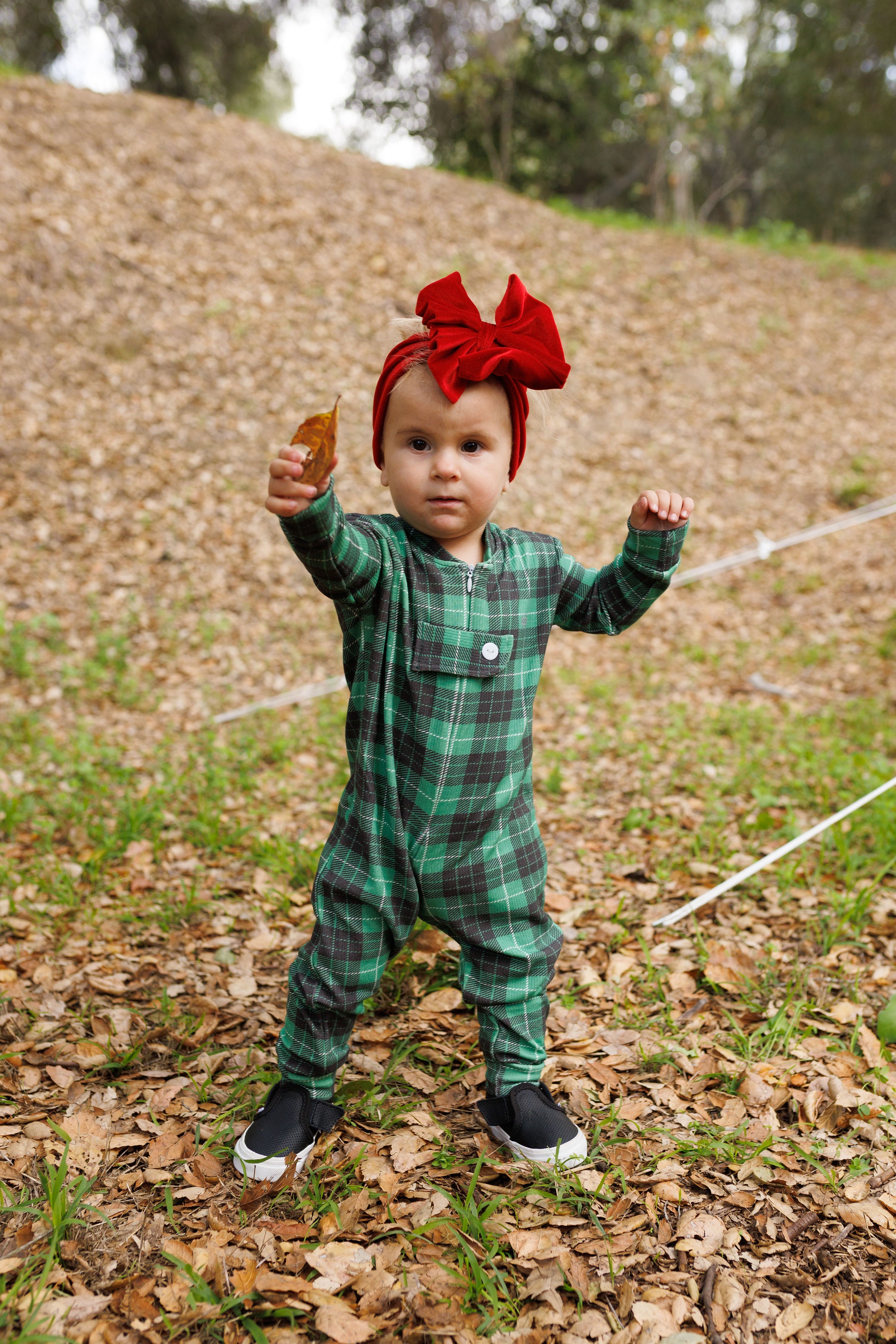 INFANT|YOUTH ONESIE: (2 COLORS)