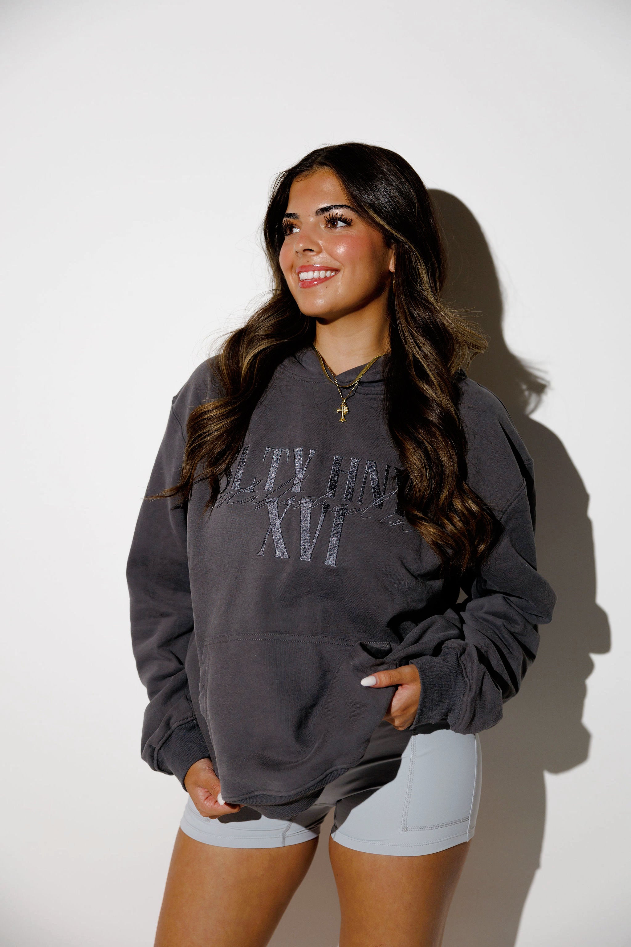 UNWIND BOYFRIEND HOODIE in XVI DEPTH