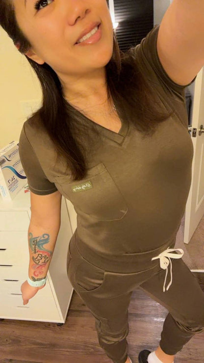 HAVEN x SHELLEY | SCRUB TOP