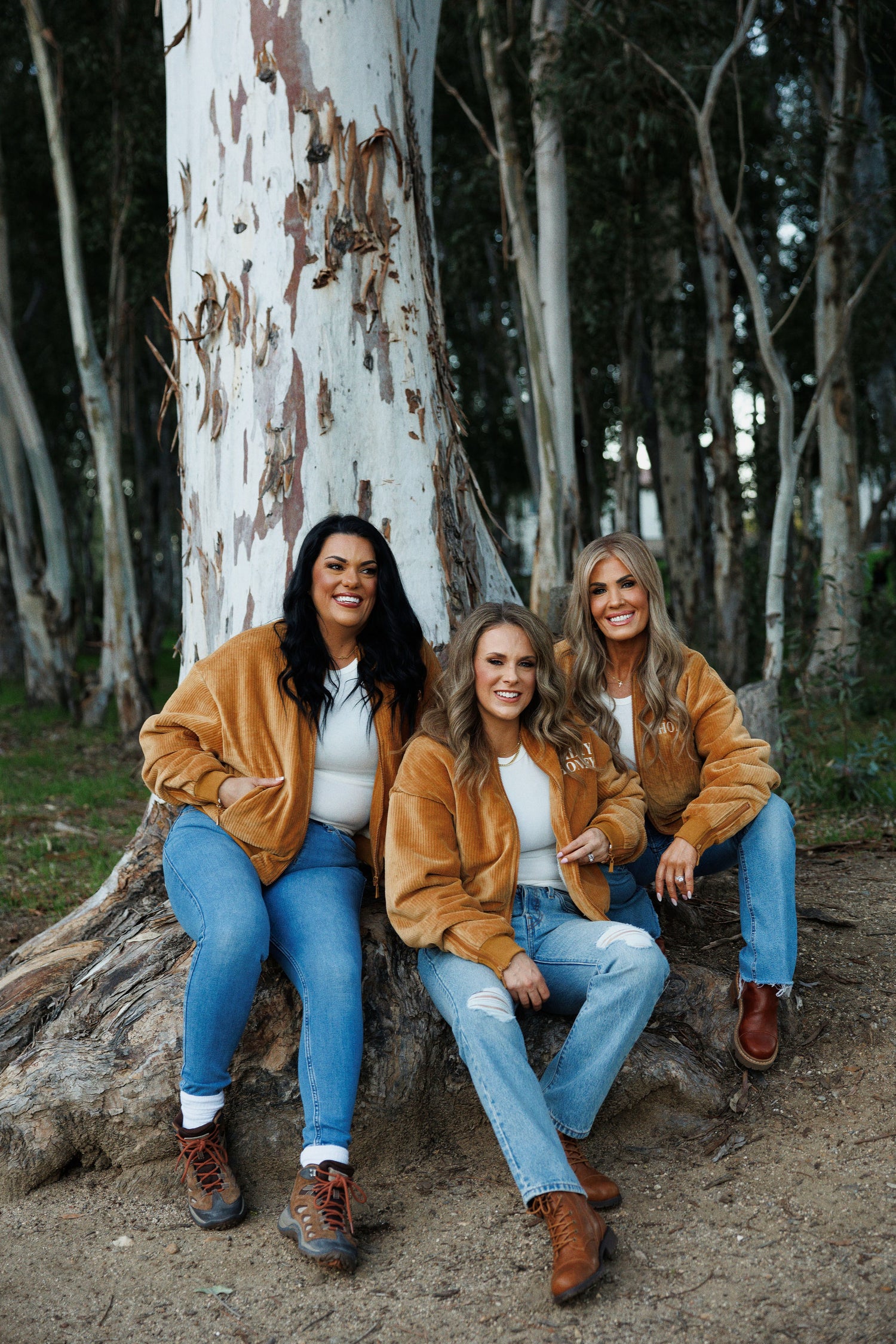 BOMBER JACKET: OUTDOORS