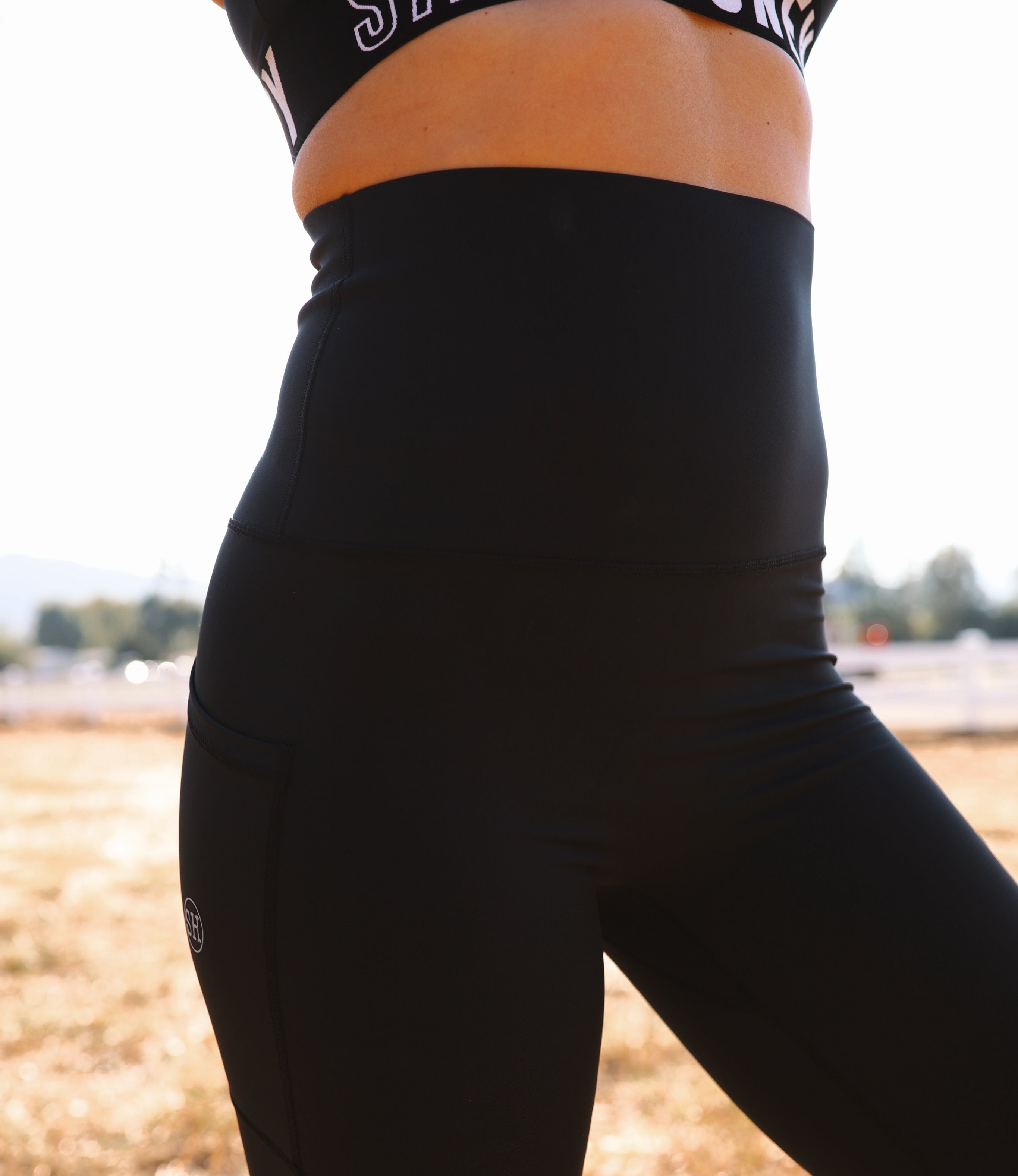 ELEVATE ULTRA HIGH WAISTED LEGGING in MOOD *XS ONLY