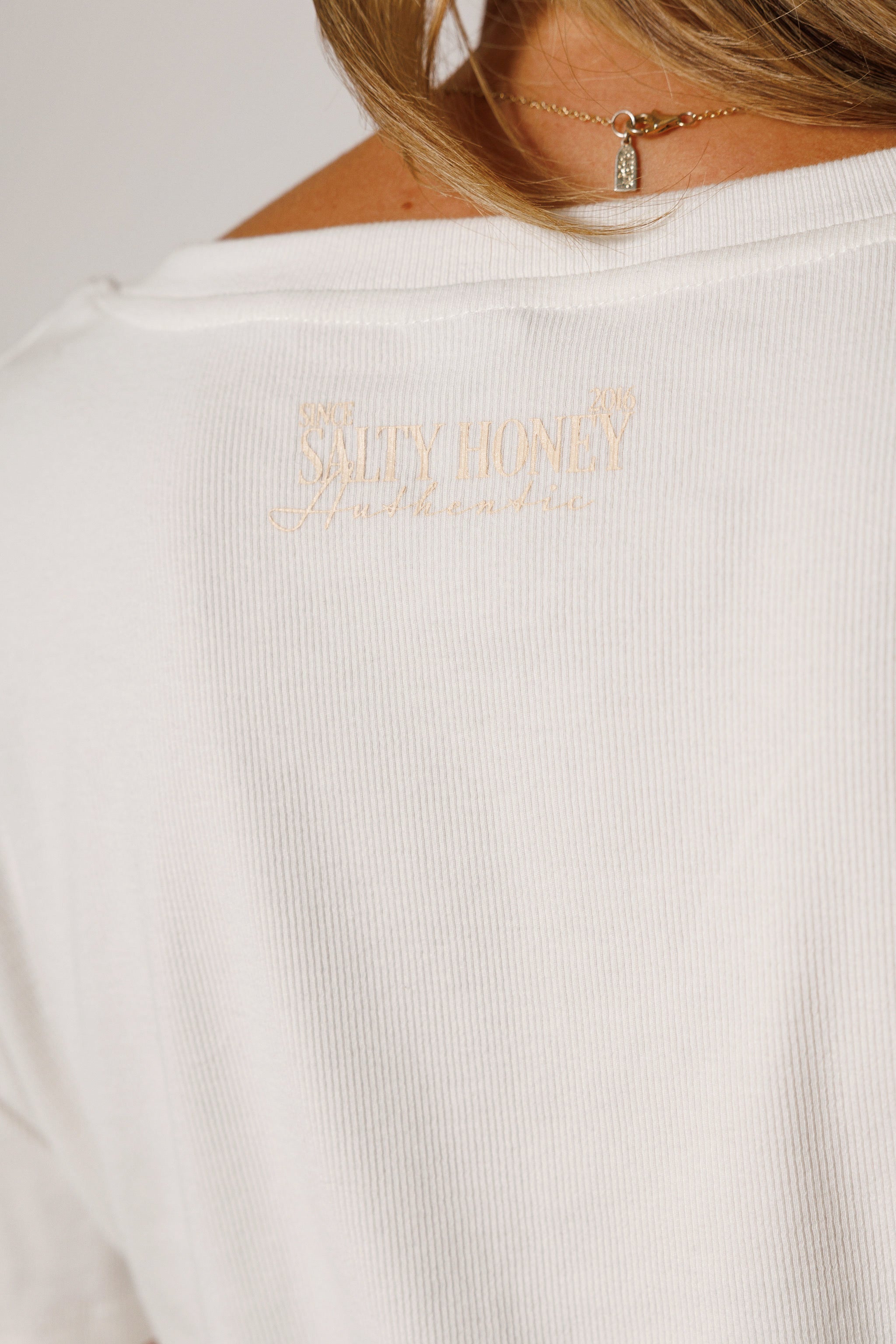 SLOUCH V NECK TEE: WHITE