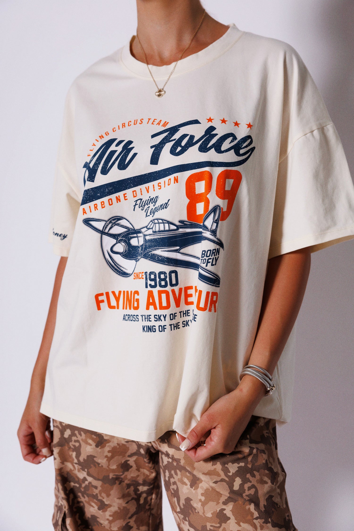 BOYFRIEND TEE: AIRFORCE