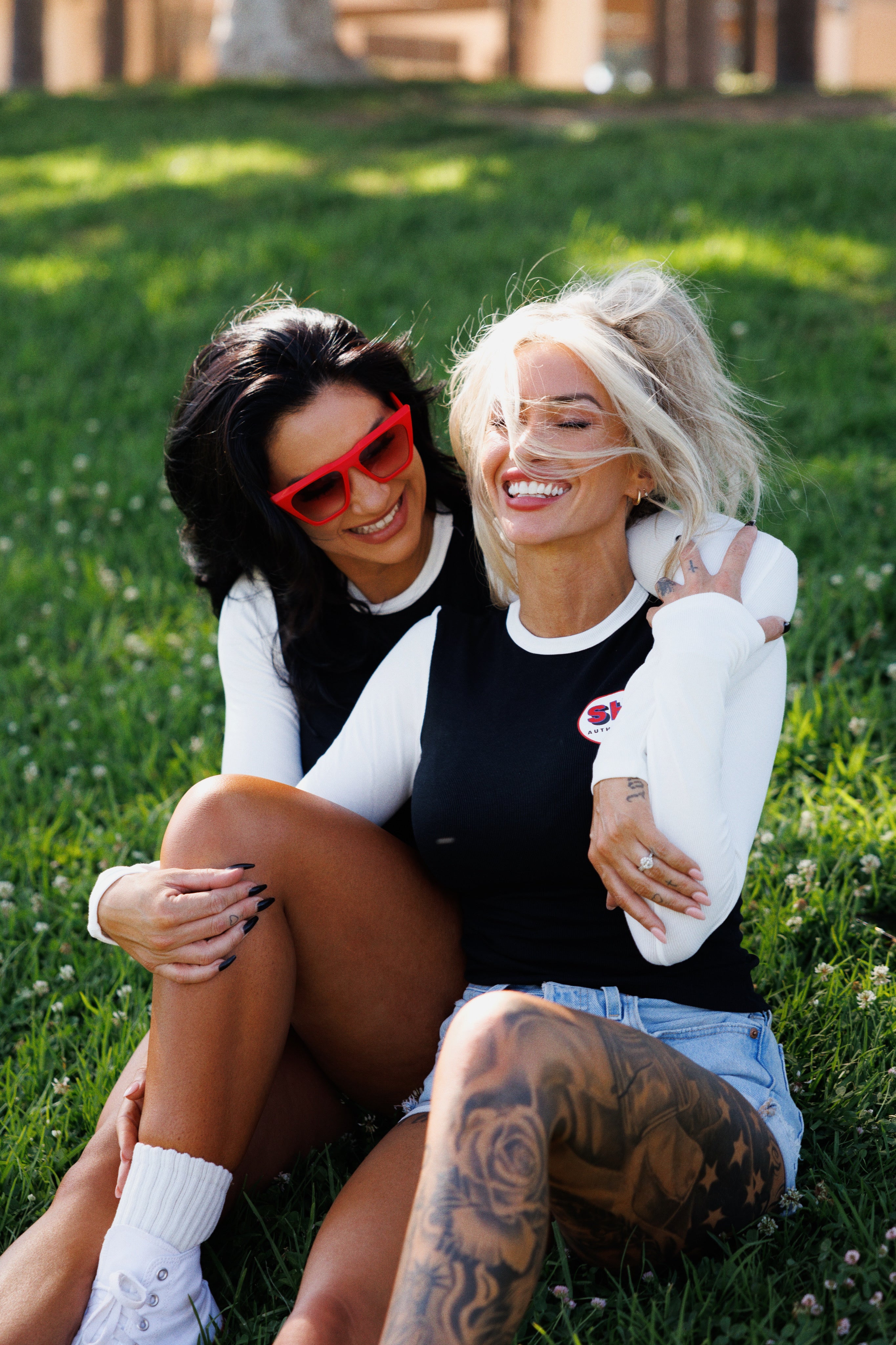 ESSENTIALS L/S: HOME TEAM