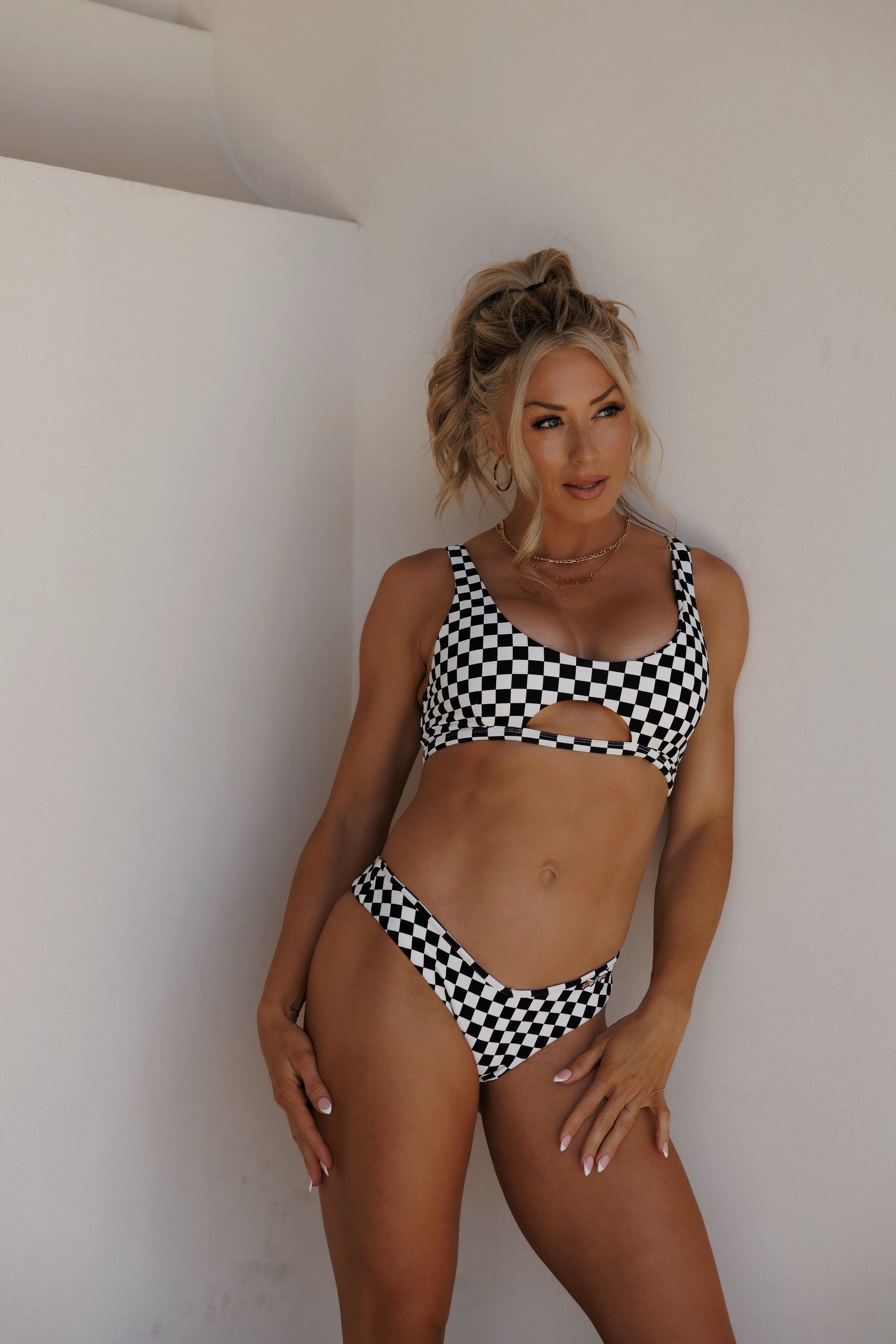 ✨ 4 LEFT: XL &amp; 2XL ✨ REVEAL BOTTOM: B&amp;W CHECKER