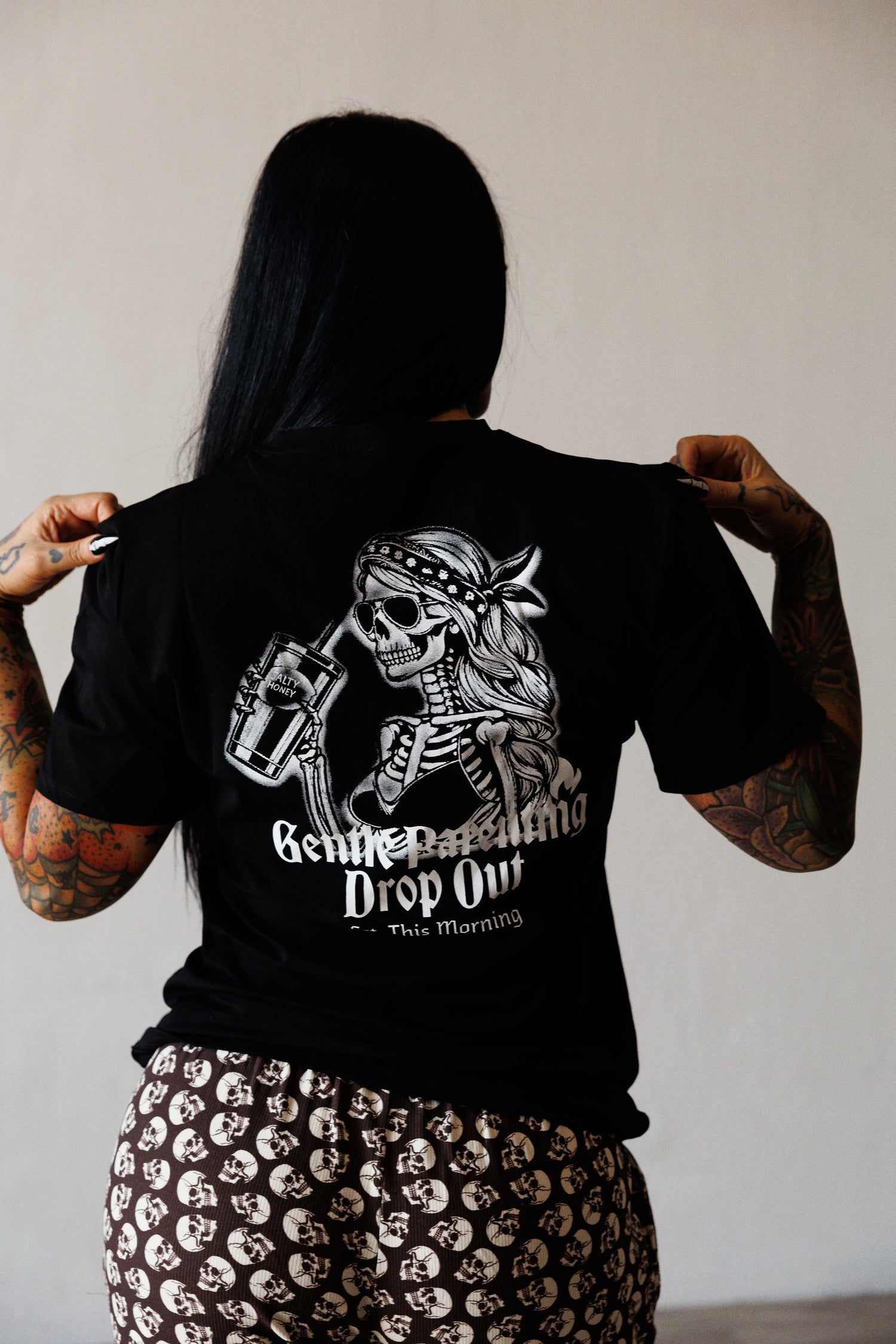 CLASSIC RELAXED FIT TEE: DROP OUT