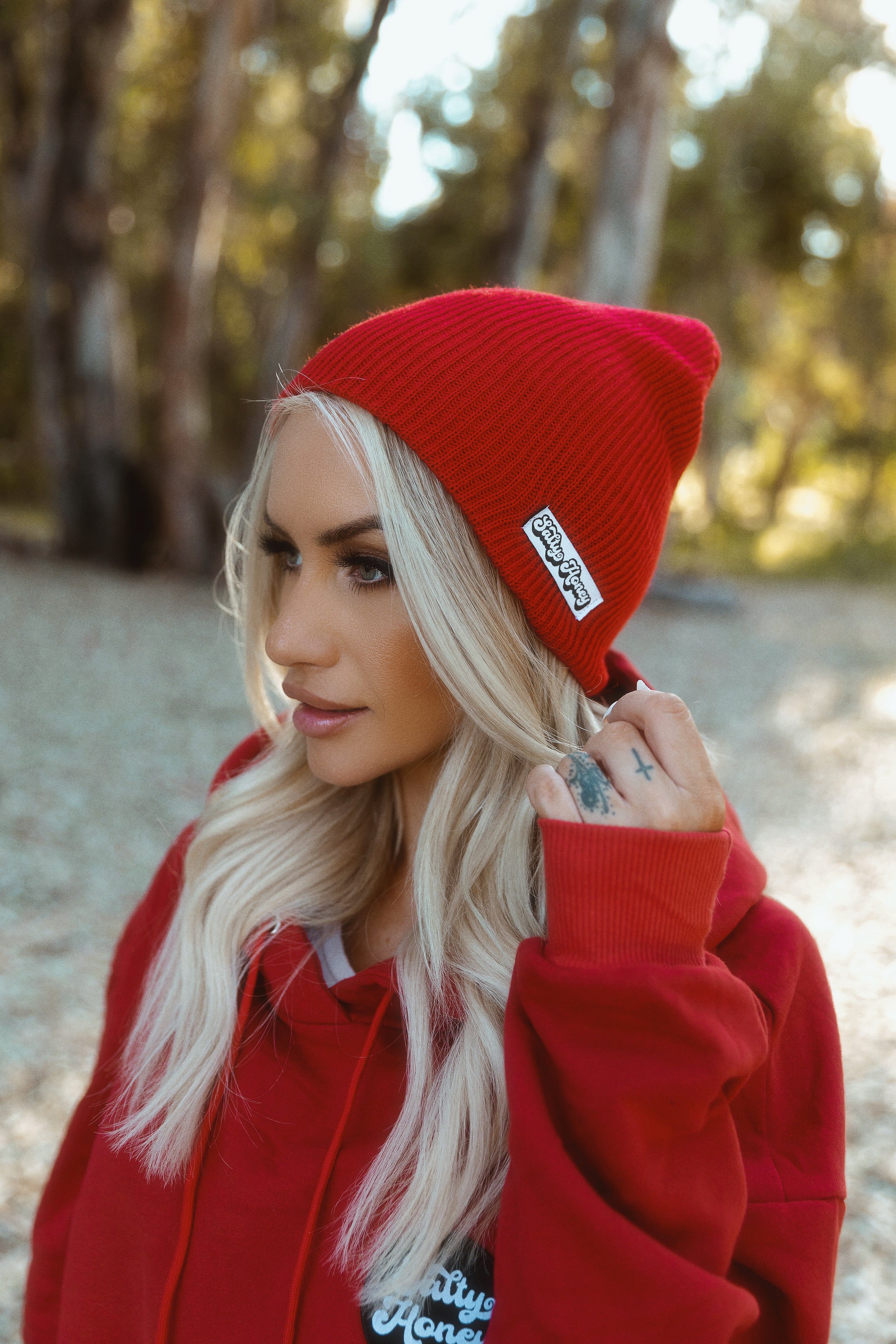 SLOUCH BEANIE in RED