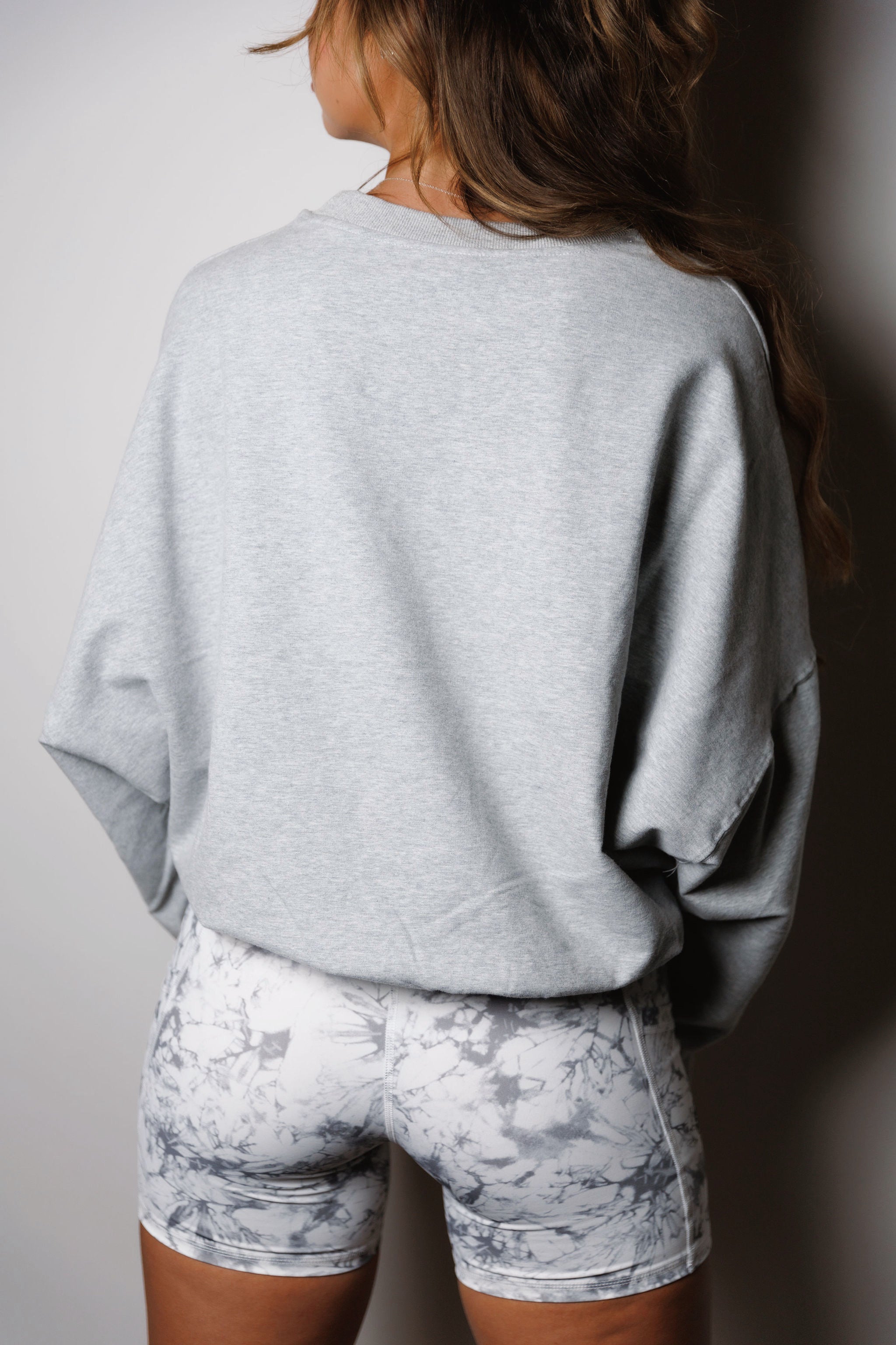 AIR CREWNECK: LIGHT GRAY