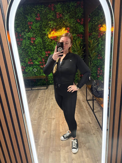 SNATCHED FITTED ZIP: BLACK