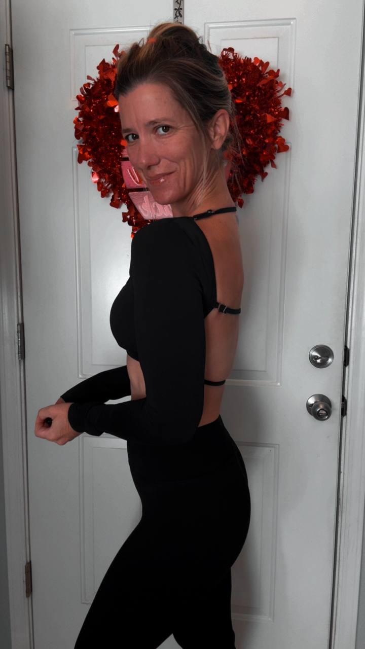 LEGACY SUPPORT LONG SLEEVE: BLACK