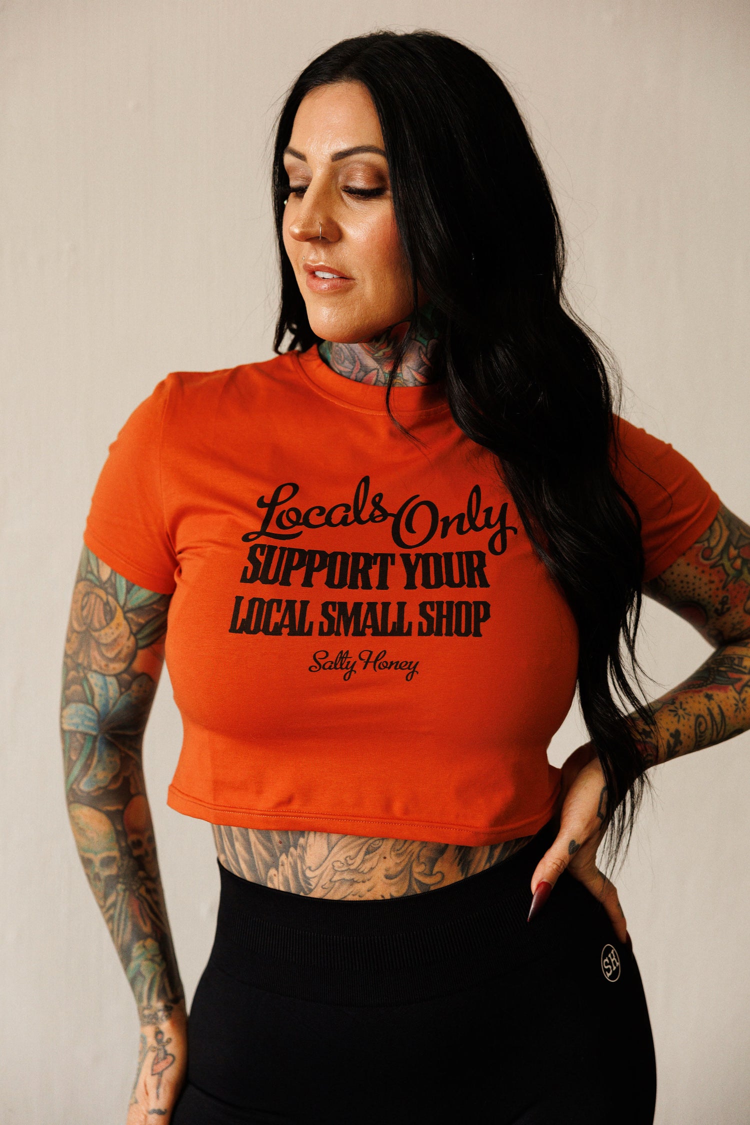 FITTED CROP TEE: LOCALS