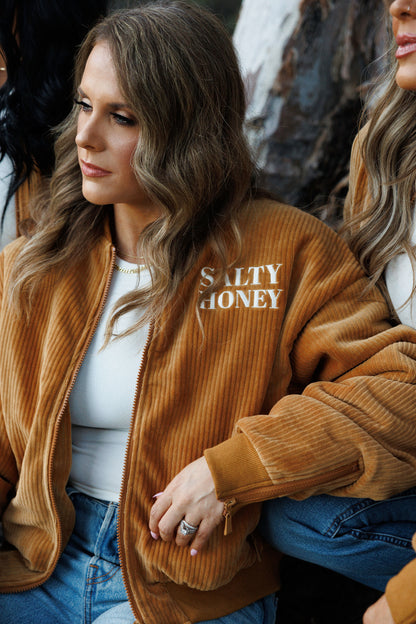 BOMBER JACKET: OUTDOORS