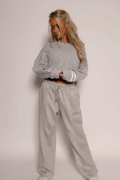 HOOPS CREWNECK: GRAY