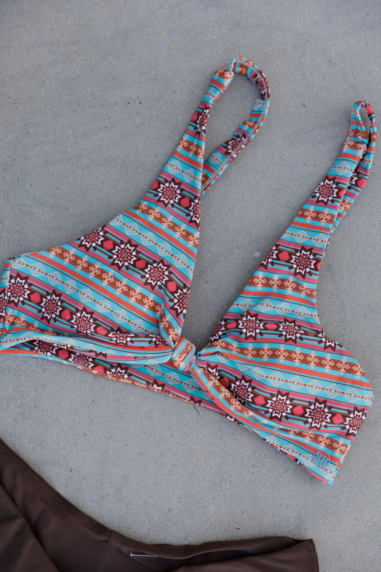 ❗️2XL ONLY ❗️VIRTUE TOP in APACHE